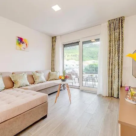 Apartment Ivo